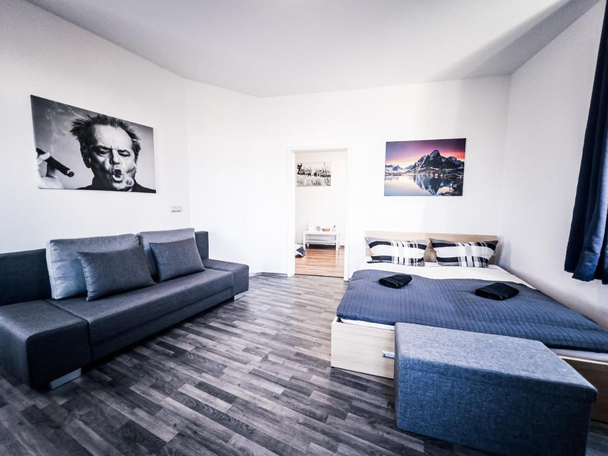 Top Apartment Mit 2 Schlafzimmern & Esszimmer - Schnelles Internet Und Nah Zu Porsche, Dhl & Flughafen Лайпциг Екстериор снимка