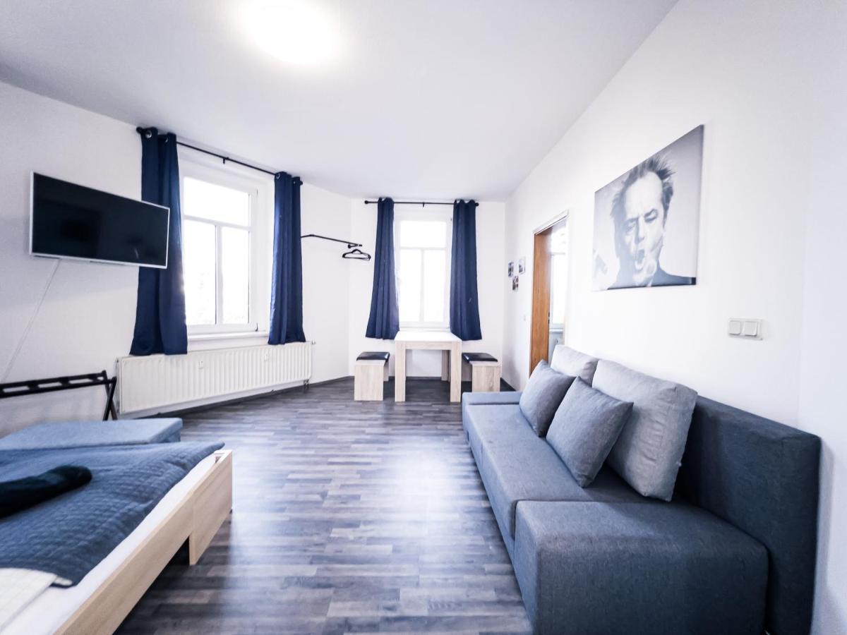 Top Apartment Mit 2 Schlafzimmern & Esszimmer - Schnelles Internet Und Nah Zu Porsche, Dhl & Flughafen Лайпциг Екстериор снимка