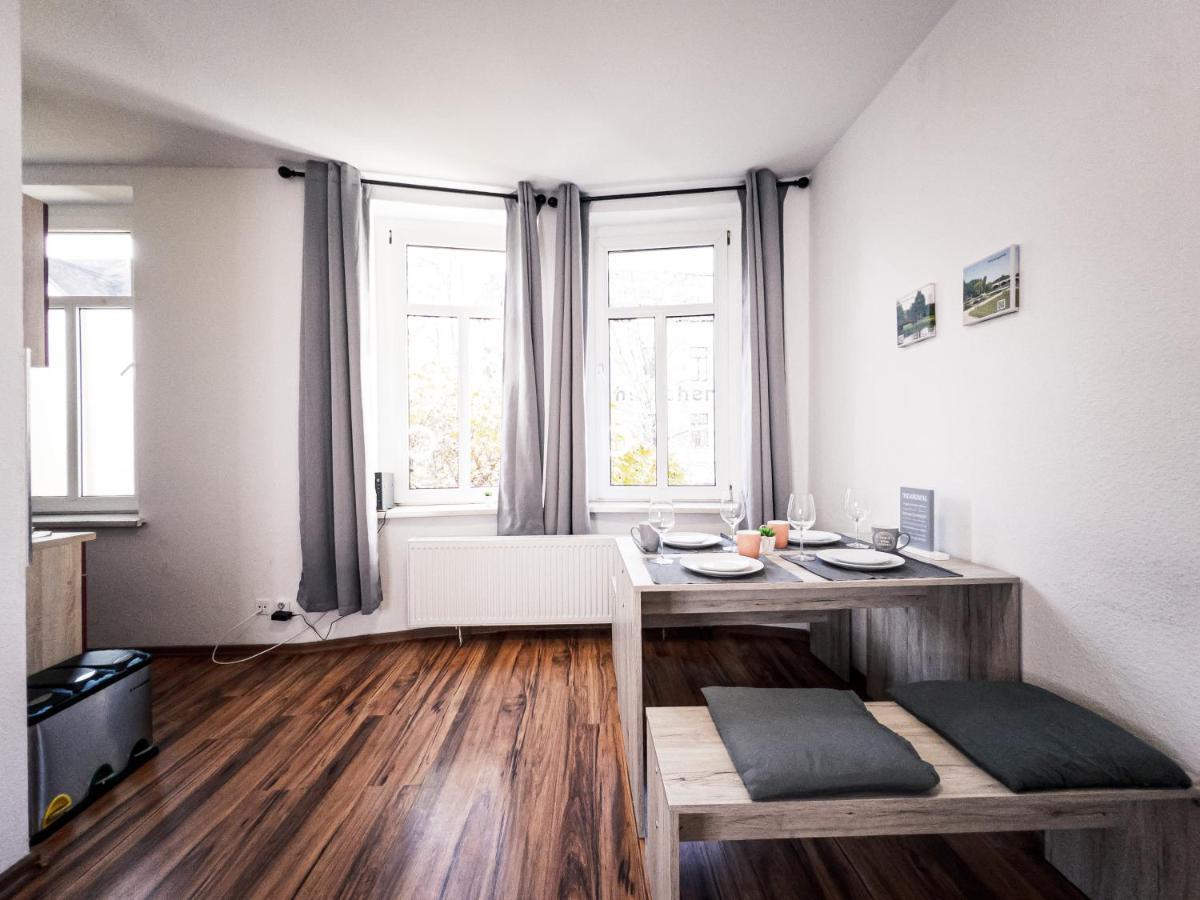 Top Apartment Mit 2 Schlafzimmern & Esszimmer - Schnelles Internet Und Nah Zu Porsche, Dhl & Flughafen Лайпциг Екстериор снимка